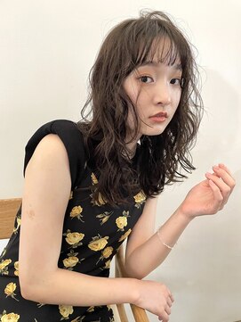 ナループロアオハナ(Nalu pu loa ohana) ロングパーマ