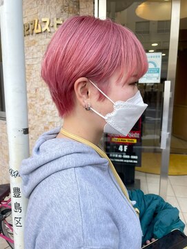 ルーブ トウキョウ(Loob. TOKYO) ハイトーンピンクカラー.耳掛けマッシュ(黒染め→ブリーチ2回)