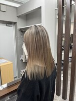 エミーバイモアムー(Emmie byMoremuu)&nbsp;Issy ルーツバレイヤージュ