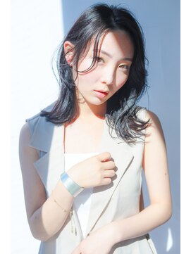 ルチア(Lucia) ラフ系ニュアンスロング