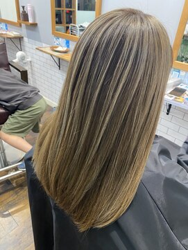 リヴァイアール(rewaiaul) コントラストハイライト