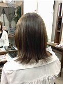 重い髪から軽い髪へ ミディアムレイヤースタイル 藤枝美容室