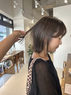 リル 茅ヶ崎(Liru:) ヘーゼルベージュ/ボブルフ/ネビージュ/小顔/ワンレン/茅ヶ崎