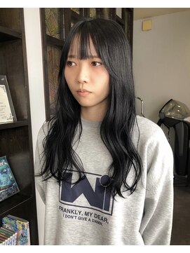 グランヘアー 豊岡店(GRAN HAIR) 光で感じるブルーブラック