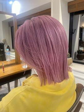 マスカリ(muscali) ピンクベージュメルティカラー/切りっぱなしボブ/表参道