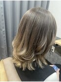 ぱっつんボブミディアム