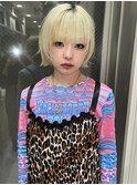 外ハネショートボブウルフ