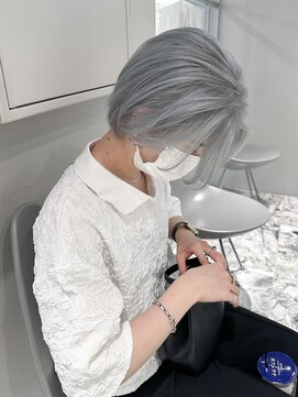 キオク(KIOX) ブルーシルバー　ショートヘア