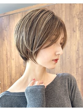 ビュートリアム 南青山(BEAUTRIUM) ショートボブショートヘア丸みショート30代40代50代表参道青山