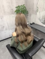 ノーン(NONE)&nbsp;海外風グレージュカラー