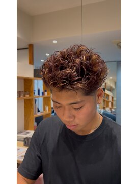 コル(Cor) ハイトーンスパイキーショート