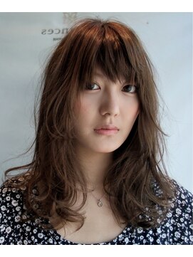 ミューズ(muze) ☆ ナチュラルな動きでつくるリラックスクールセミディ ☆