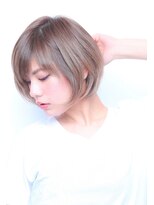 {DAYS表参道 }大人かわいい小顔ウルフショートボブ透明感カラー