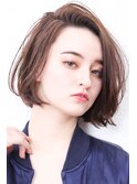 アシメショートエアリーショートグレージュナチュラルボブ