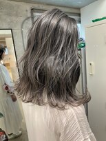 ラフトーキョウセカンド(RAF TOKYO 2nd)&nbsp;【RAF TOKYO NAO】バレイヤージュ×スモーキーグレージュ