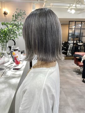 フー(fu.) シルバーグレージュ