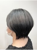 ショートボブ