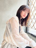 メーヴェ(Mowen) mowen×シースルーバング×顔周りレイヤー×スモーキーブラウン