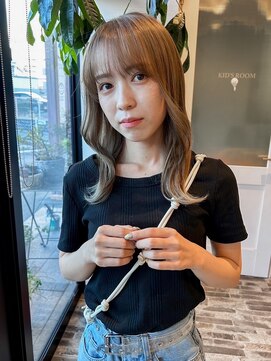 アンドファインヘアービューティー(AND FINE hair beauty) ハイトーンベージュ