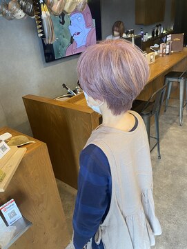 ビー(bee) 白髪ぼかしピンクベージュ