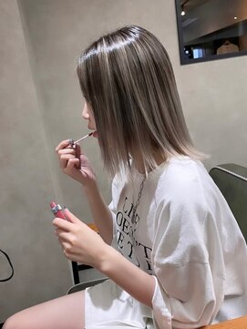 サニー 渋谷(SUNNY) 美髪/ホワイトグレージュ/こなれミディ[渋谷/渋谷駅]