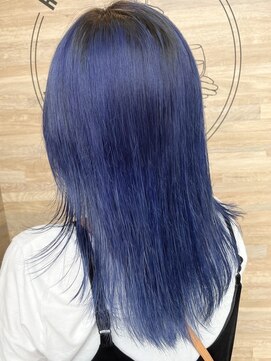 ヴィー ヘアー ファッション バー(VII hair.fashion.bar) ブルー