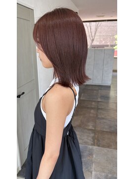 リズム(lysm) ミディアムボブ × チェリーピンク