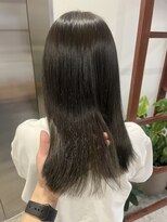 ソピ バイ インビテーション(sopi by invitation) オリーブグレージュ / 透明感カラー / airi