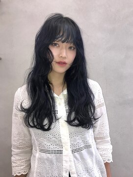 ヨハク 大阪梅田中崎町(yohaku) 【MIHO】ニュアンス巻ロング×ネイビー