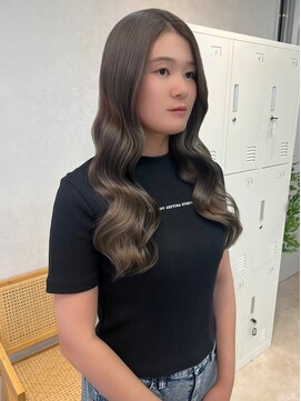 トレヘアー 京都 烏丸(tRe hair) レイヤーカット　ハイライト　インナーカラー　イルミナ　韓国