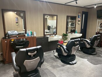 ソウ ヘアーワークス ヤマザキ(想 Hair works YAMAZAKI)の写真/【メンズ専門店】安い×早い×高技術はYAMAZAKIで 《カット＋シェービング ￥3000～》駐車場完備で安心◎