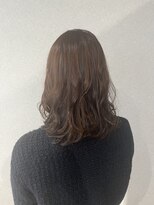 シュシュ(shu shu)&nbsp;大人可愛い緩やかレイヤースタイル