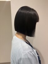 ルネシミズ(Rune shimizu)&nbsp;切りっぱなしボブ