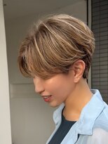 スイ(suiw)&nbsp;ハンサムショート白髪ぼかしハイライト【suiw】昭和町/阿倍野