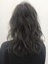 キューズ クラブ(cuz KLUB)&nbsp;【cuz KLUB】ゆるウェーブ×グレージュ