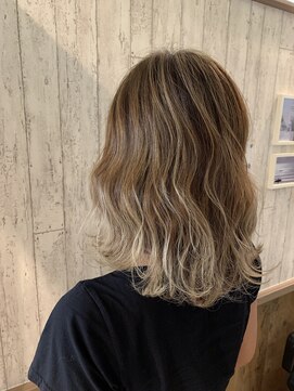 アンク クロス 関内店 ハイライトグラデーション　【mifuyu】