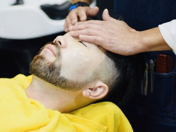 バーバートミーズ(BARBER Tommy's)の写真/《泉中央理容室》プロによる極上シェービングで清潔感＆好感度UP◇[Tommy's]ならではの技術をご体感下さい!