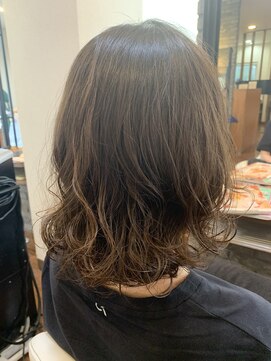 モードファクター デザイナーズサロン(mode Factor designer's salon) ゆるふわパーマ