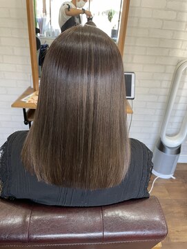 ライフ 忍ケ丘店(Lyfe) ベージュロング_髪質改善カラーくびれヘアツートンカラー_201