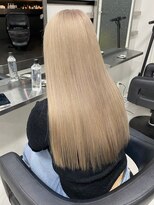 ベレーザシェルト(Beleza scelto)&nbsp;7131韓国ブロンドハイライトグラデーション艶髪ハイトーンカラー