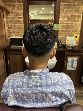 ラボーテイサミヘアーイースト(La.beaut'e ISAMI HAIR EAST) 緩パンスキンフェード