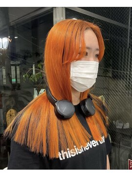 ジーナ オモテサンドウ(XENA) ケアブリーチ×ダブルカラー×オレンジカラー(表参道)
