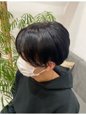 黒強めブルーブラック