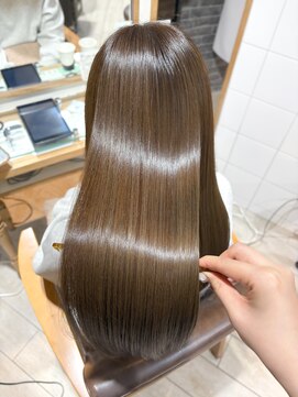 プラグ バイ ネオリーブ(plug by neolive) 似合わせカット×髪質改善[髪質改善/縮毛矯正/韓国]A〇