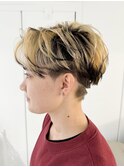 エンドカラーブロンドマニッシュショートハイトーンケアブリーチ
