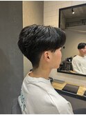 センターパート＋ナチュラルパーマ