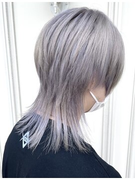 シャルティア(SHALLTIA) ホワイトシルバー【山口市美容室】【山口市ハイトーン】