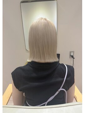 ジーナ 川崎(Zina) ホワイトベージュカラー＊Zina木暮