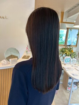ムイ(mui.)の写真/ダメージレスにサラ艶髪を叶えたい方必見◇話題の酸性ストレートで指通りなめらかな質感を実現！