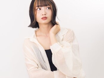 ヘアーサロン ソル(HAIR SALON SOL)の写真/高いカット技術で"美シルエット"☆抜群の似合わせで、いつも髪が艶やかで美しい、素敵な女性へと導きます。